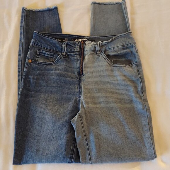 Pre-Loved Women's Dollhouse Jeans-Size 5 - Picture 4 of 7